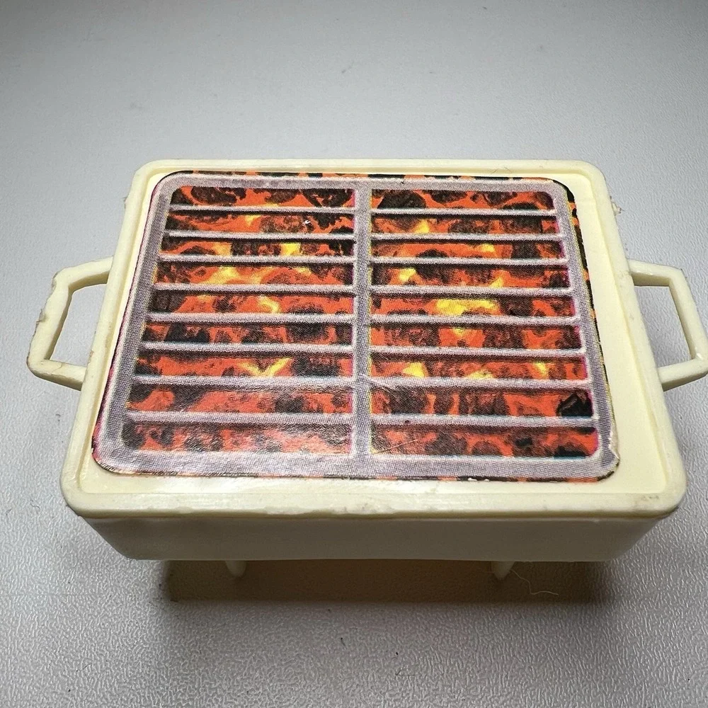 Vintage Mattel Barbie Star Traveler RV Camper Tabletop Grill Accessory